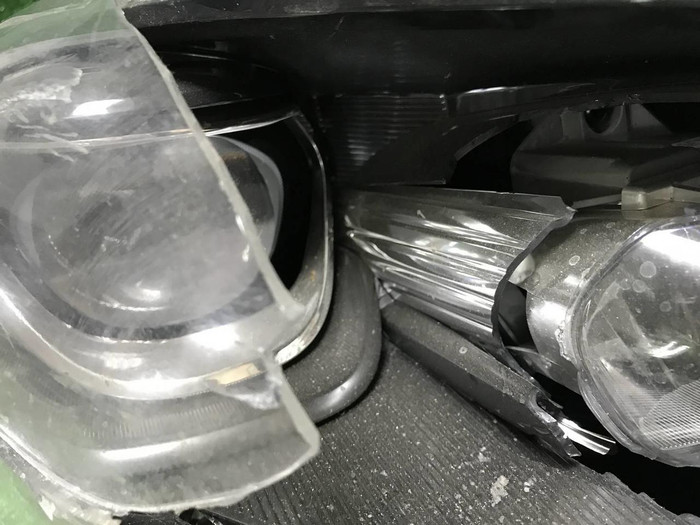 Битая Фара правая Kia Sorento 3 UM Prime 17-20 LED
