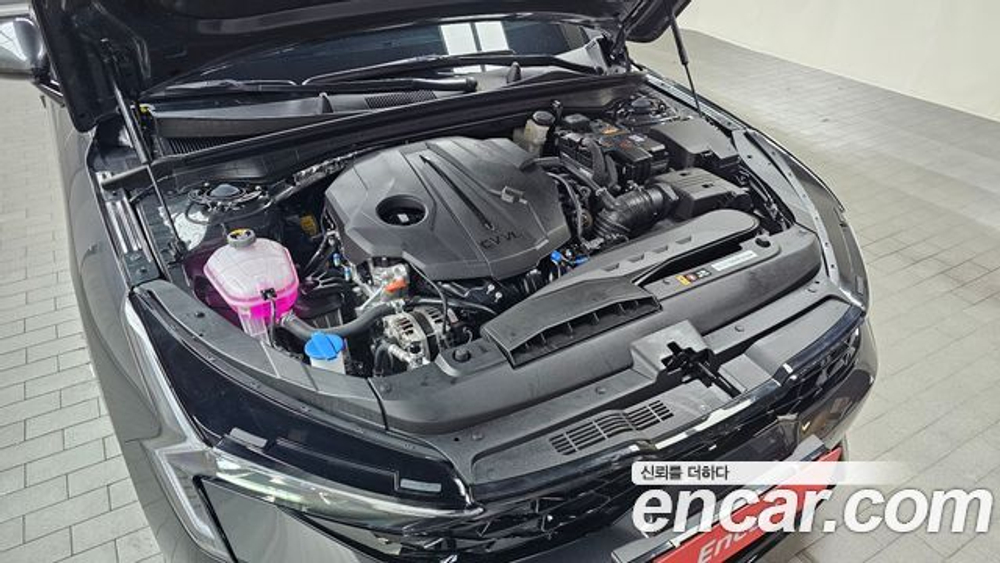 KIA K5 2.0 — 2025