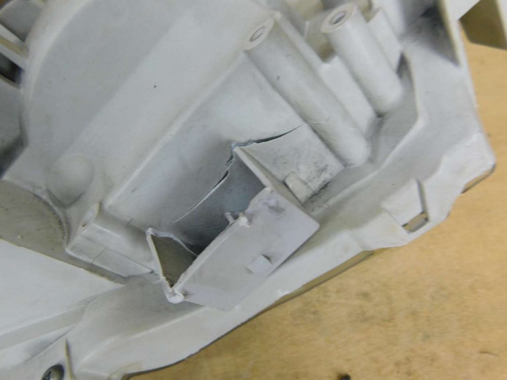 фара левая Toyota Allion ZRT260 2009  20-447
