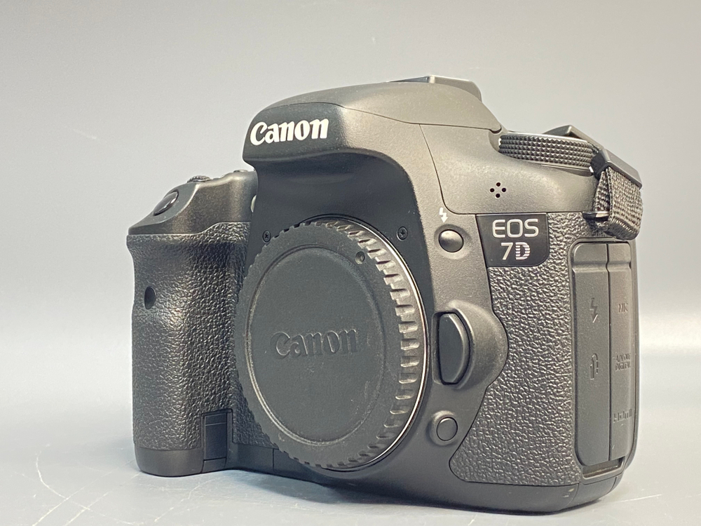 Canon 7D 7000 кадров