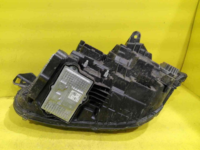 Фара правая Volvo XC90 2 (2014-2019) Full LED