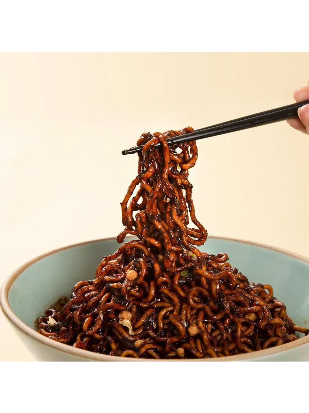 Лапша Jjajang Ramen с соусом Чачжан 400 г (5 пачек)