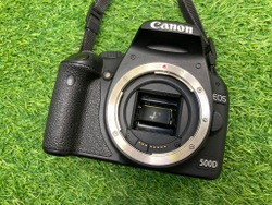 Canon EOS 500D 8.800 кадров