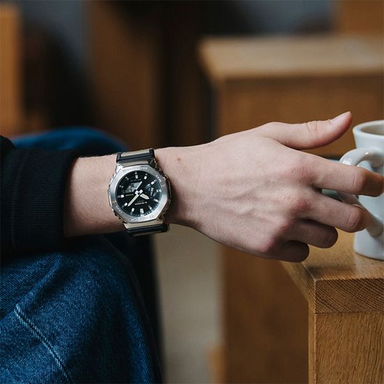 Мужские часы Casio G-Shock GM-2100C-5A
