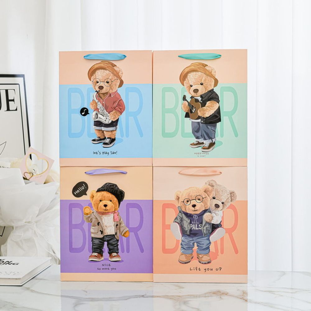 Пакет подарочный "Stylish bear" 26х10х32 см