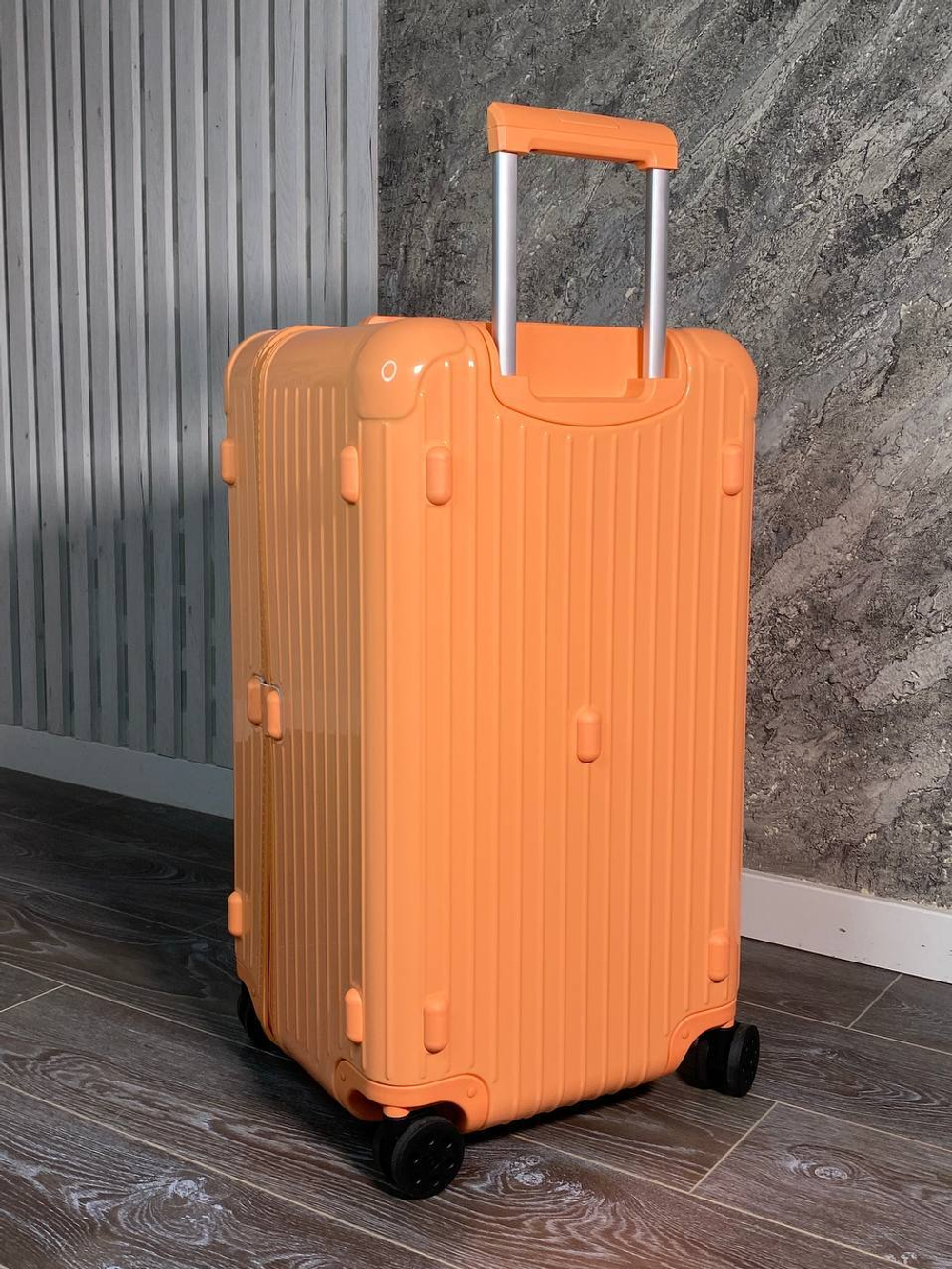 Чемодан Rimowa