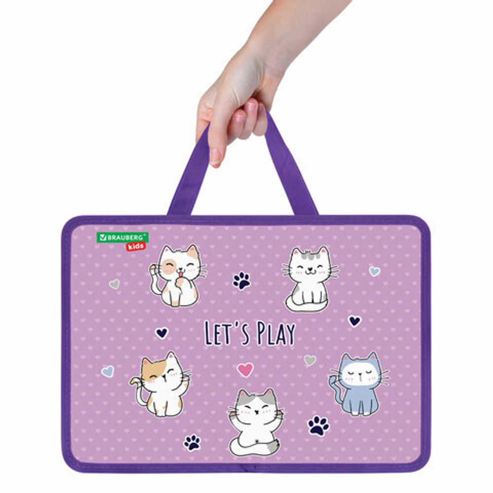 Папка на молнии с ручками BRAUBERG KIDS А4, 1 отделение, пластик, 100 мм, "Playing kittens", 272116