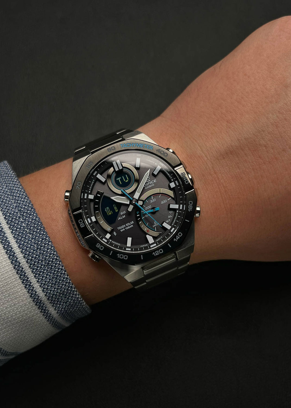 Часы Casio ECB-950DB-1A