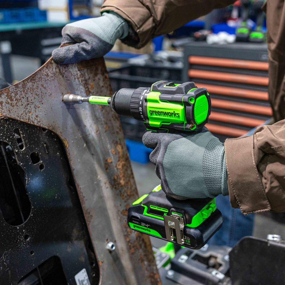 Дрель-шуруповерт акк. Greenworks DD560, 24V, б/щет, 30/60 Нм,13мм, Anti-kickback,1х4Ач,ЗУ,кор (3708407CUB)