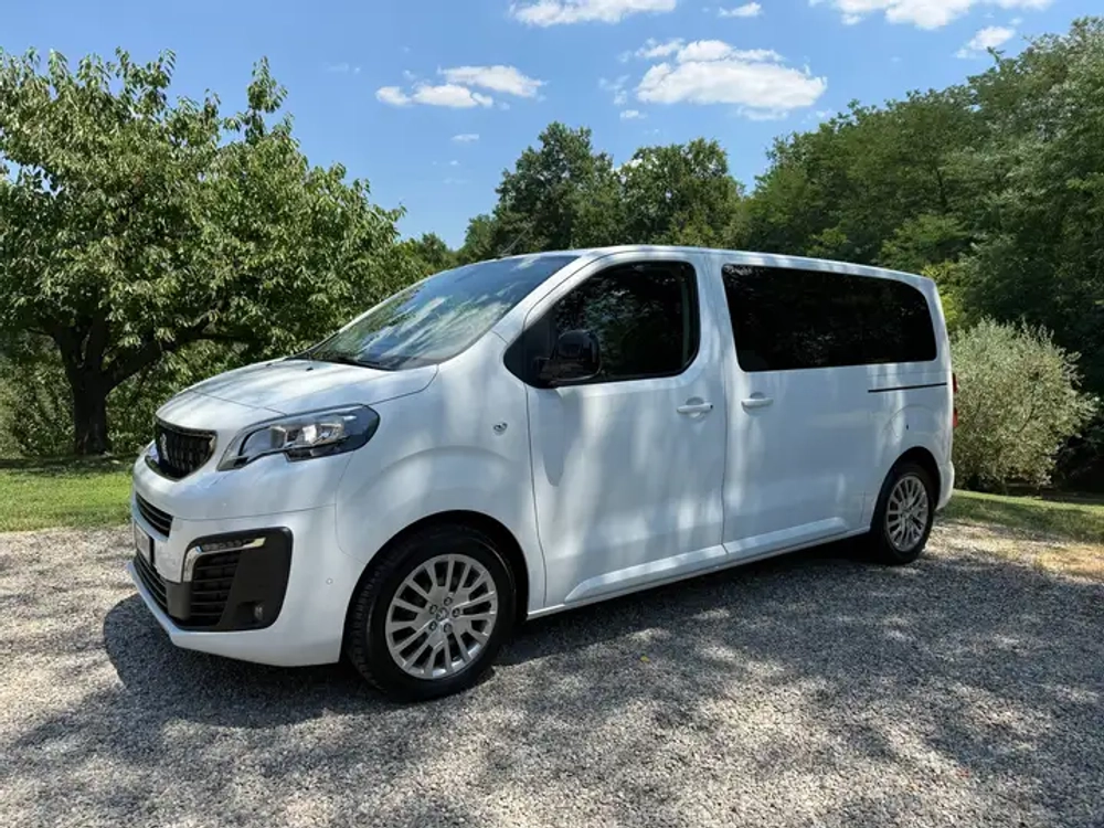Peugeot Traveller M1 Standard Active