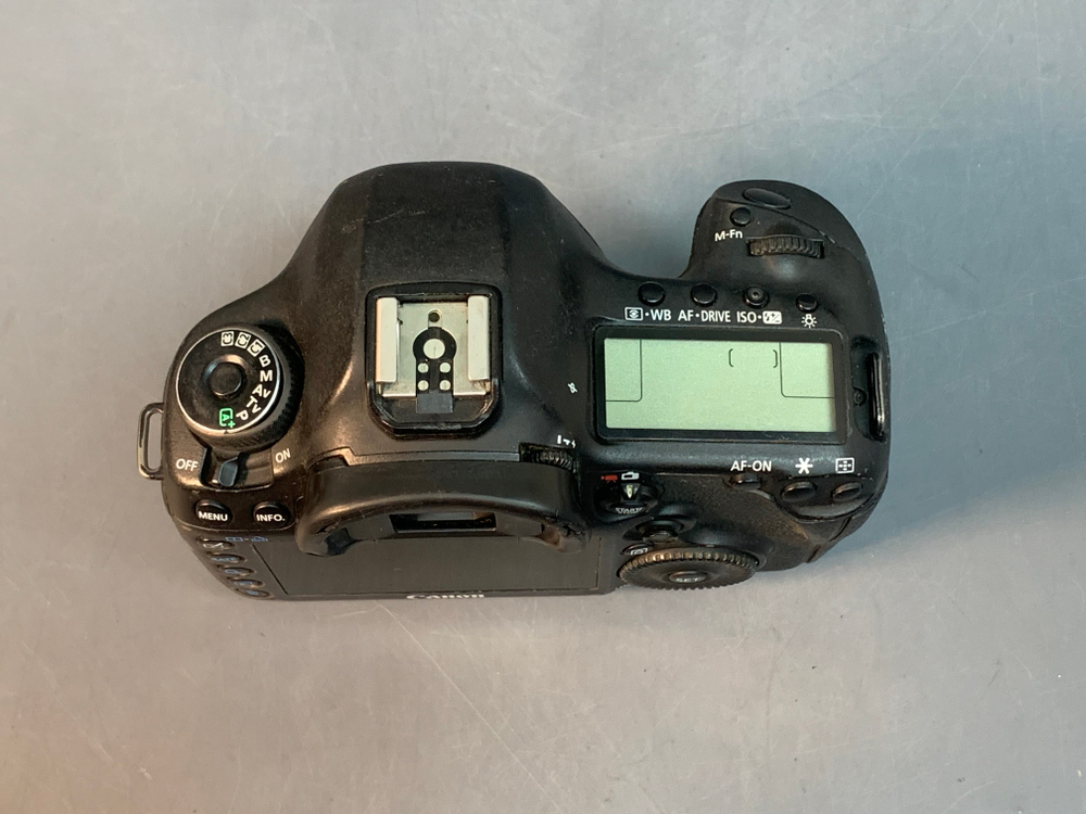 Canon EOS 5D Mark III 1.200.000 кадров