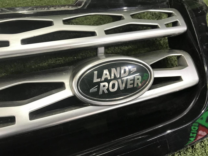 Решетка радиатора Range Rover Sport 2 (2013-2017)
