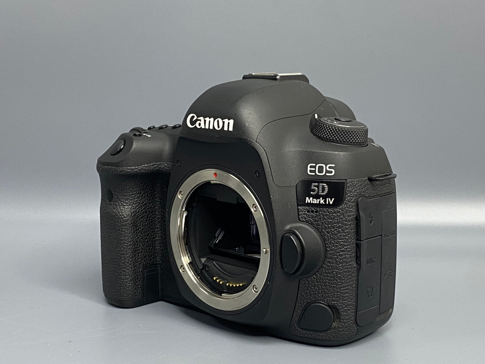 Canon EOS 5D Mark IV — 23 000 кадров
