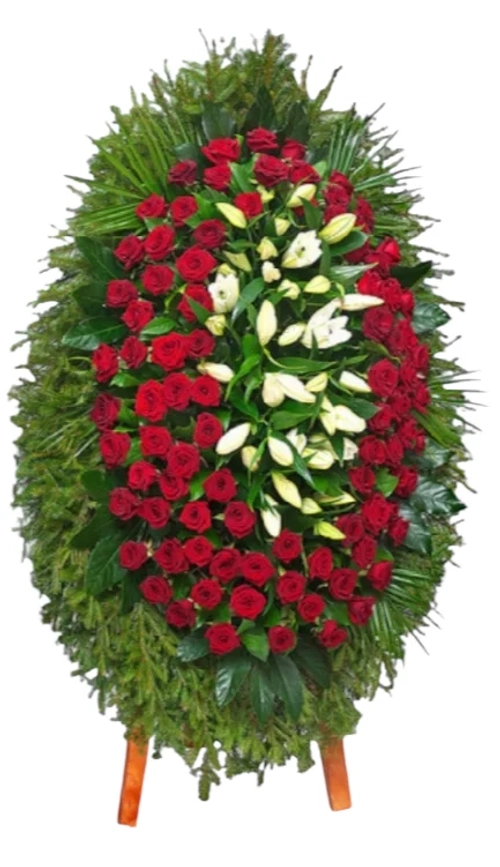 Траурный венок из живых цветов №35 (160 см)
