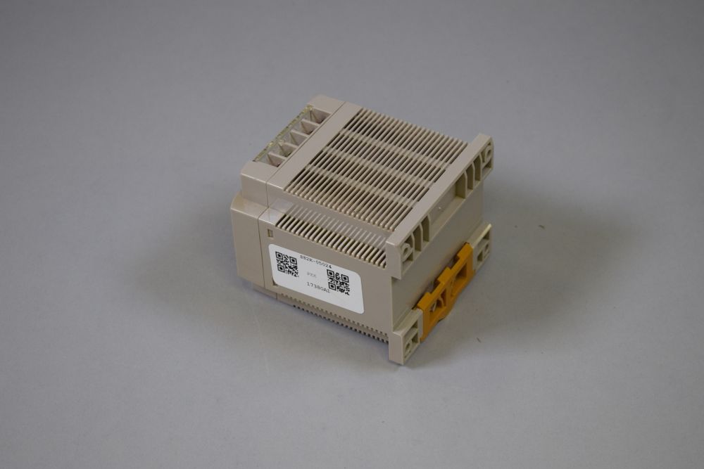 OMRON S82K-05024