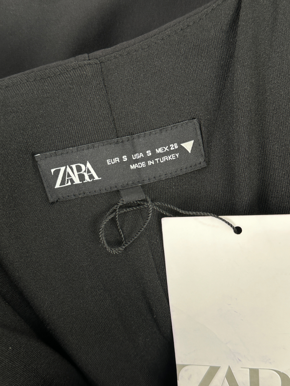 Платье Zara