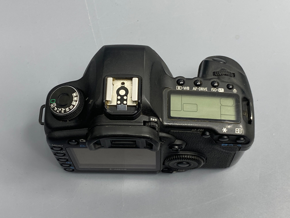 Canon EOS 5D Mark II Body 85.000 кадров