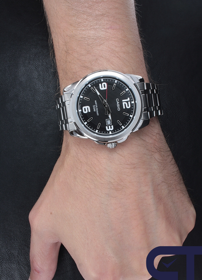 Casio LTP-1314D-1A — женские часы с чёрным циферблатом, датой и неоновым покрытием