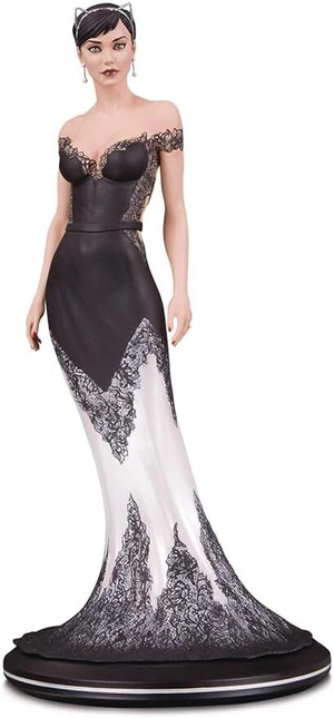 Фигурка DC Direct Cover Girls Catwoman Wedding Dress by Joëlle Jones