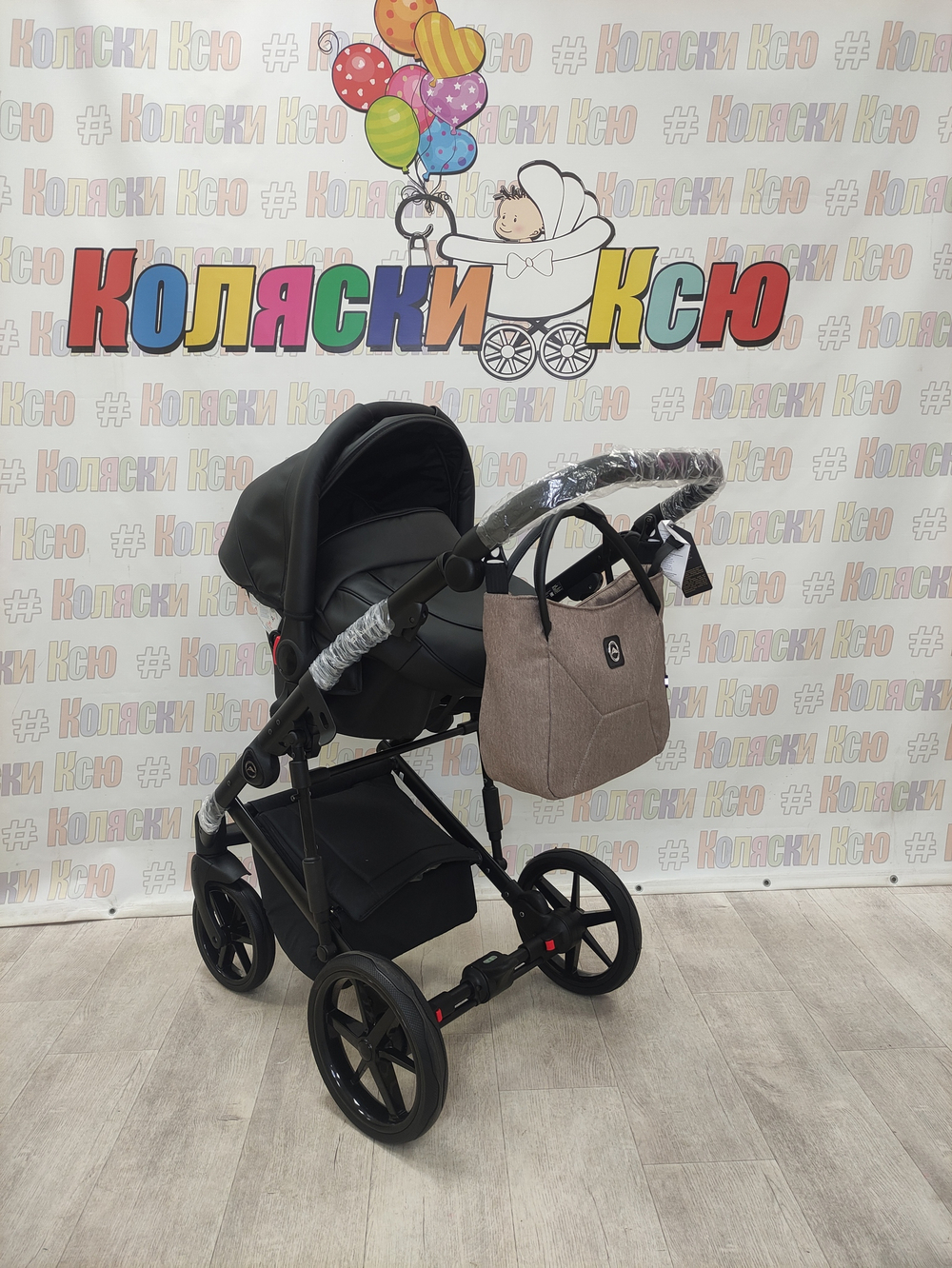 Коляска модульная Adamex Mobi Air M-PS110