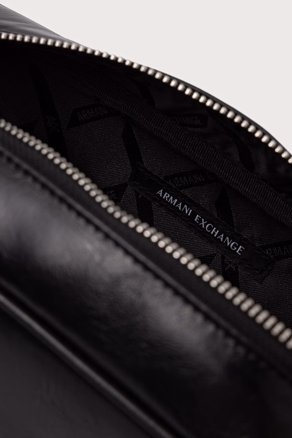 Сумка Armani Exchange