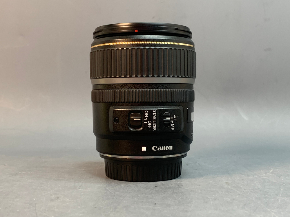 Canon EF-S 17-85mm f/4-5.6 IS USM