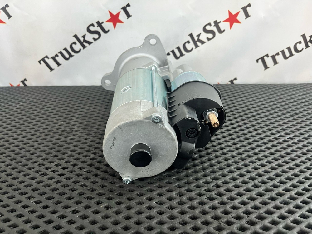 Стартер Bosch 24V / New original EU