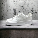 Nike Air Force 1 Low • White