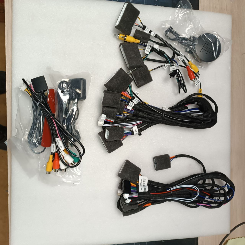 Установочный комплект для INFINITY QX56 / QX80  KUBERG KP-N1701BL