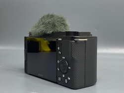 Sony ZV-E10 Kit 16–50mm f/3.5–5.6 OSS — 11 000 кадров