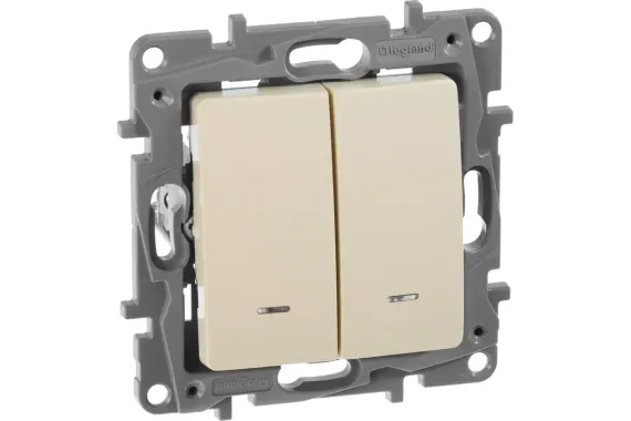 Выключатель Legrand Etika 2-клавишный с индикатором слоновая кость 25678