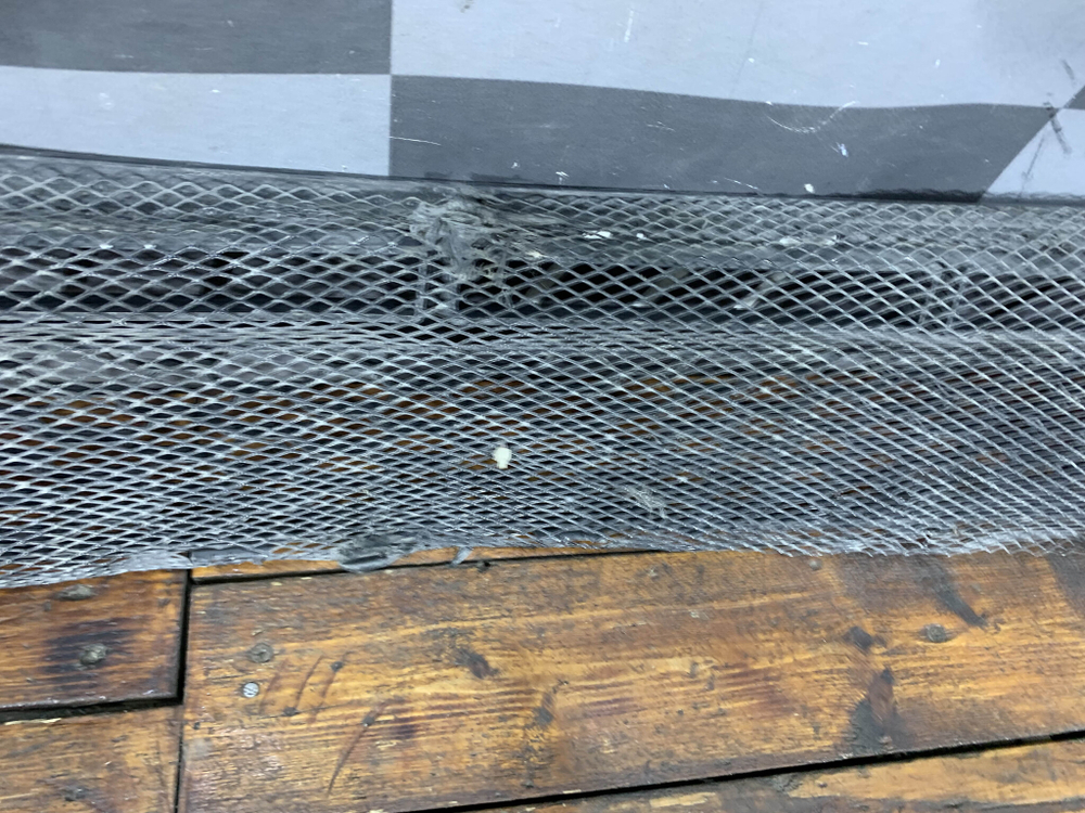 Решетка переднего бампера Mercedes A (W177) 18-нв Б/У Оригинал A1778859100