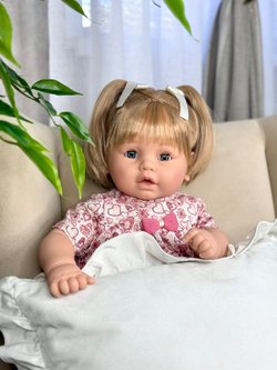 Кукла для девочки мягконабивная 62см Дульзона (8039S)