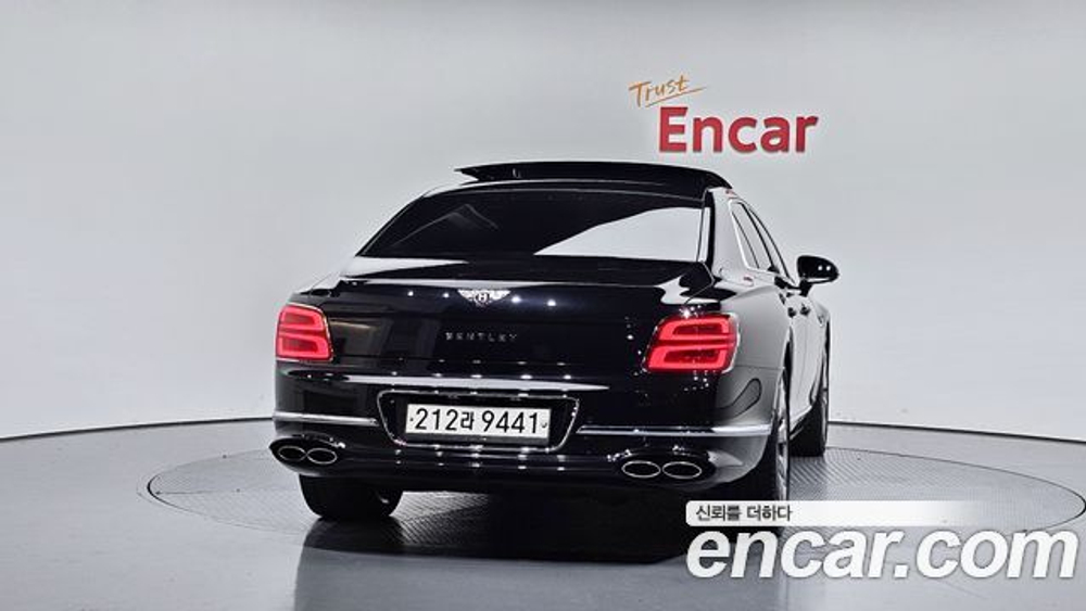 Bentley Flying Spur 4.0 — 2022