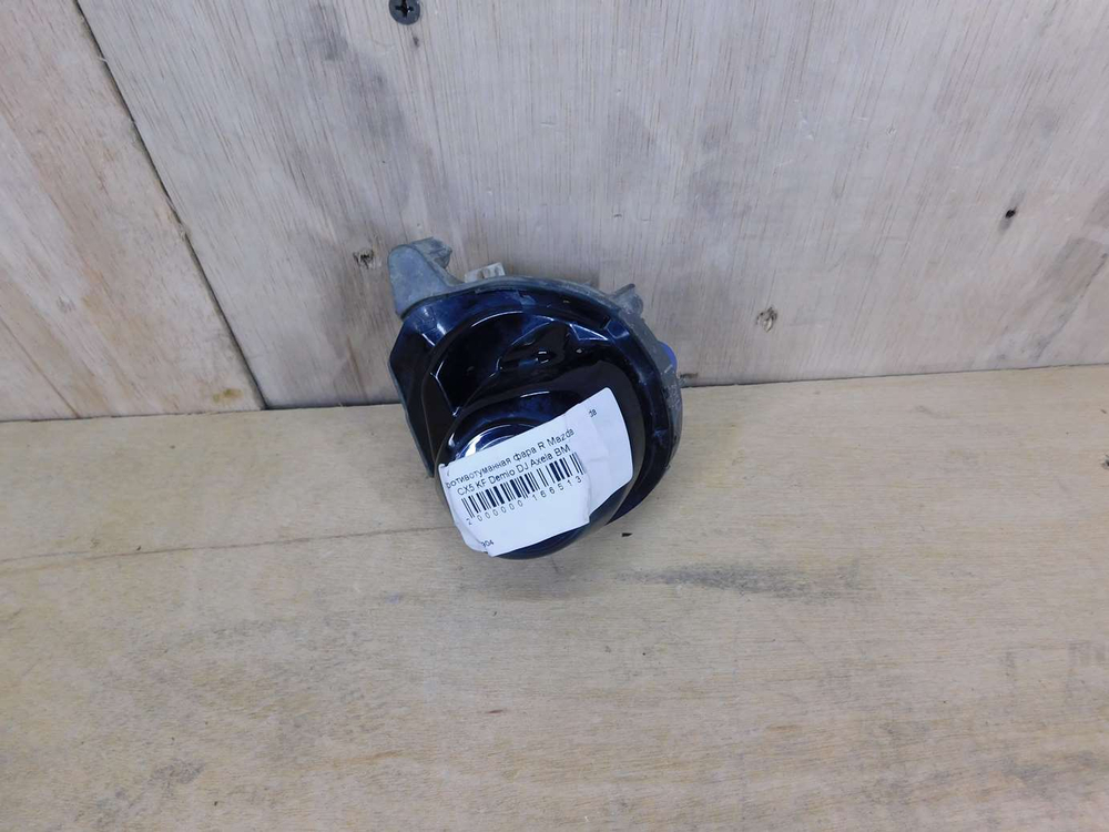 противотуманная фара R Mazda CX5 KF Demio DJ Axela BM 114-65101
