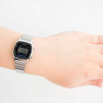 Женские наручные часы Casio Vintage LA670WD-1