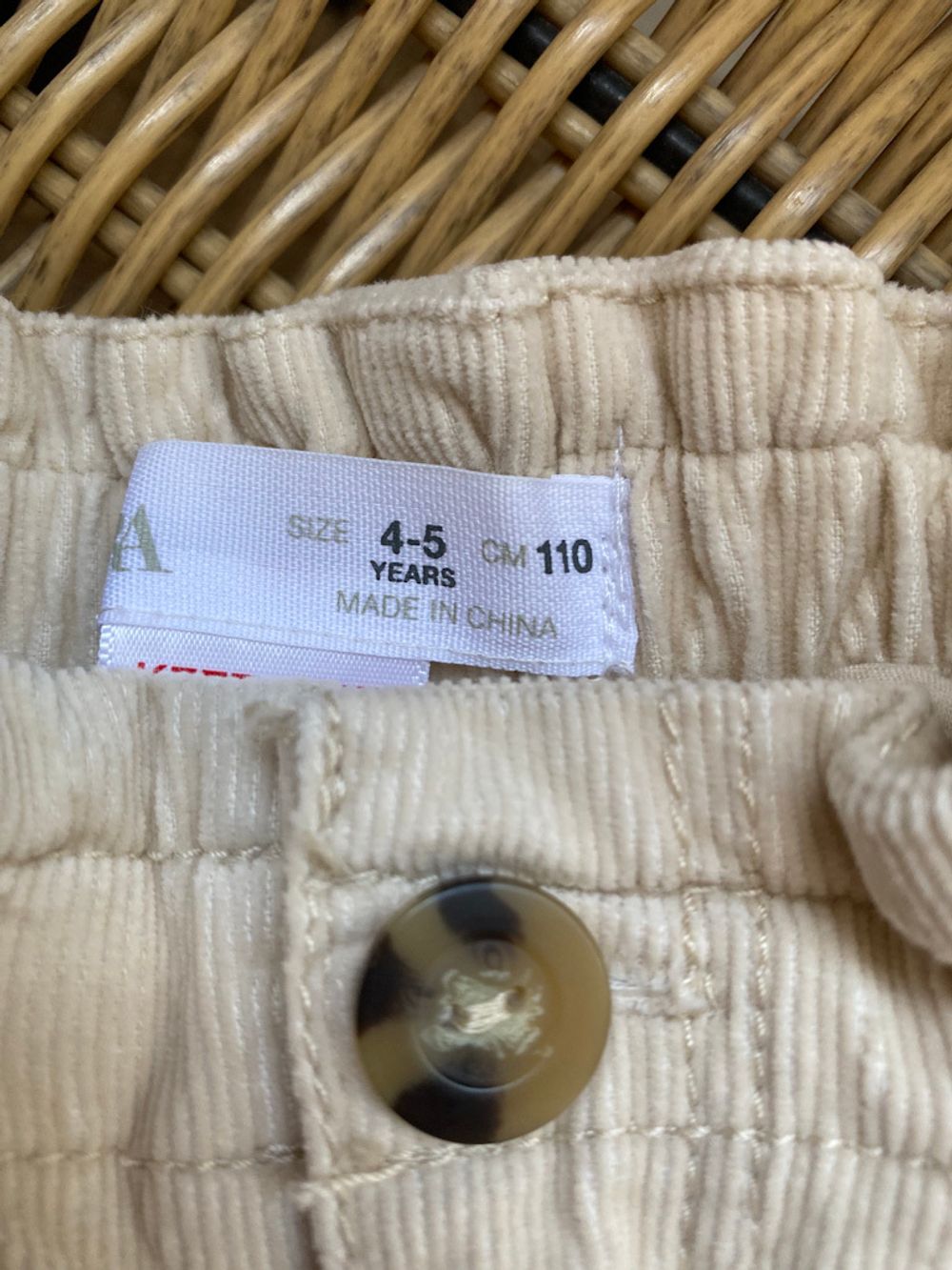 Джинсы Zara