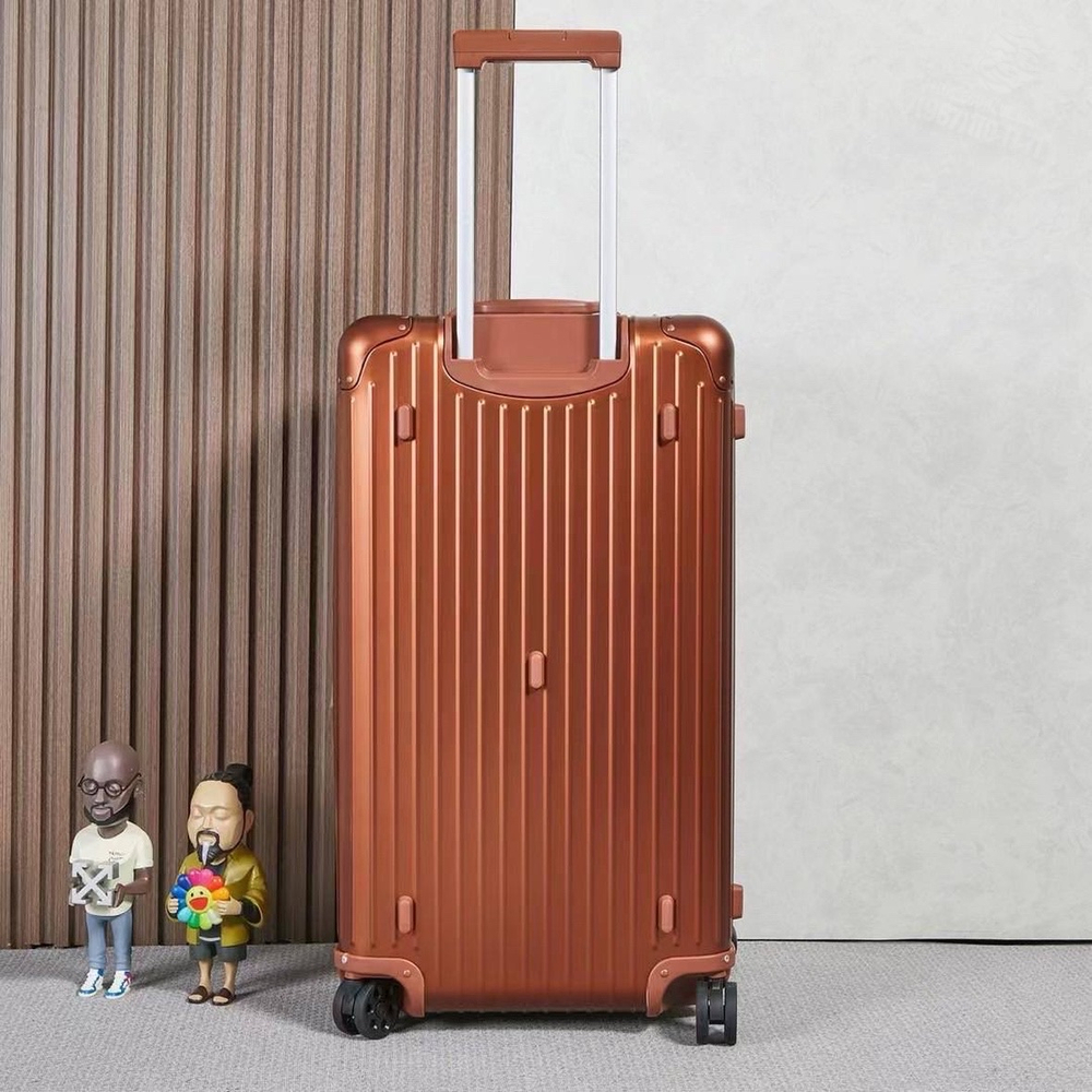 Дорожный чемодан Rimowa Trunk Plus