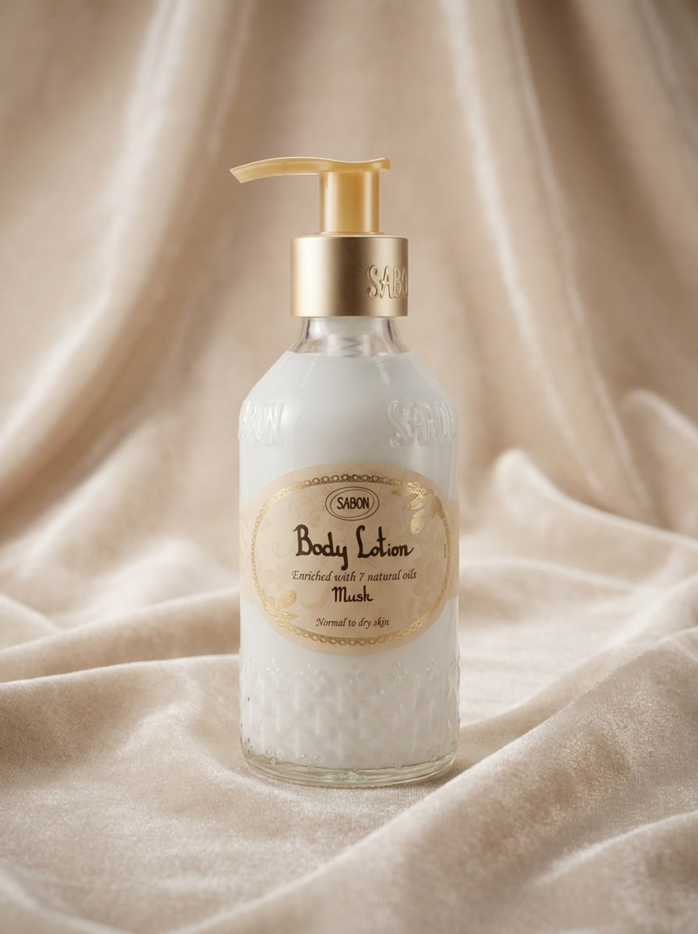 Лосьон для тела Body Lotion Musk с дозатором (200мл)