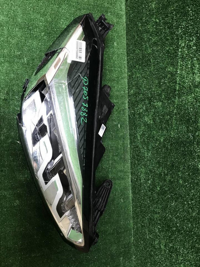 Фара правая Chery Tiggo 7 Pro (20-нв) LED