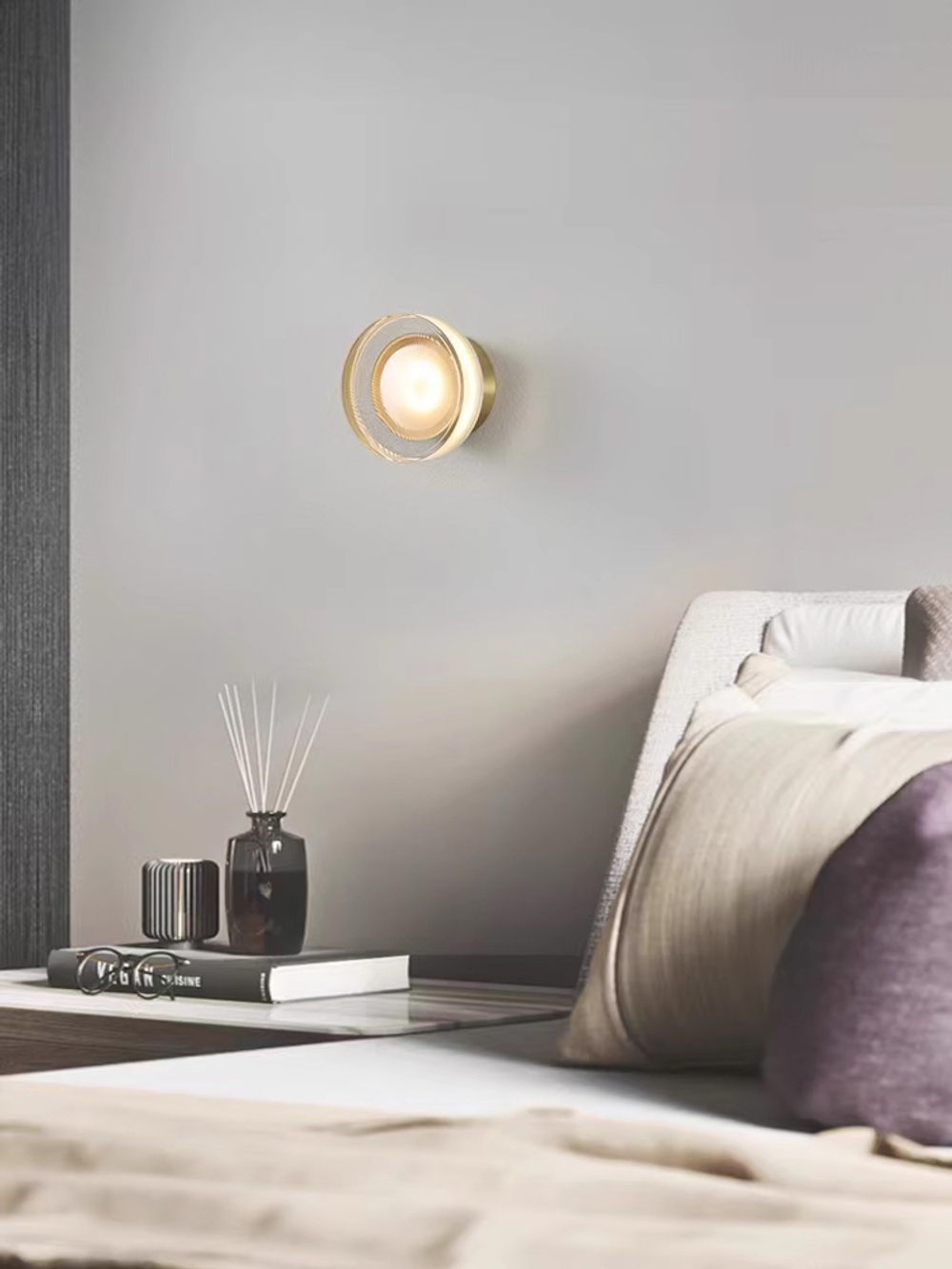 Wall design lamp Roc by Marset
