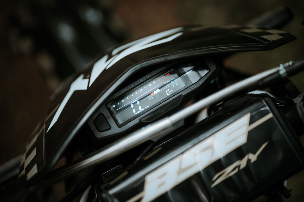 Z1Y Gliter Black
