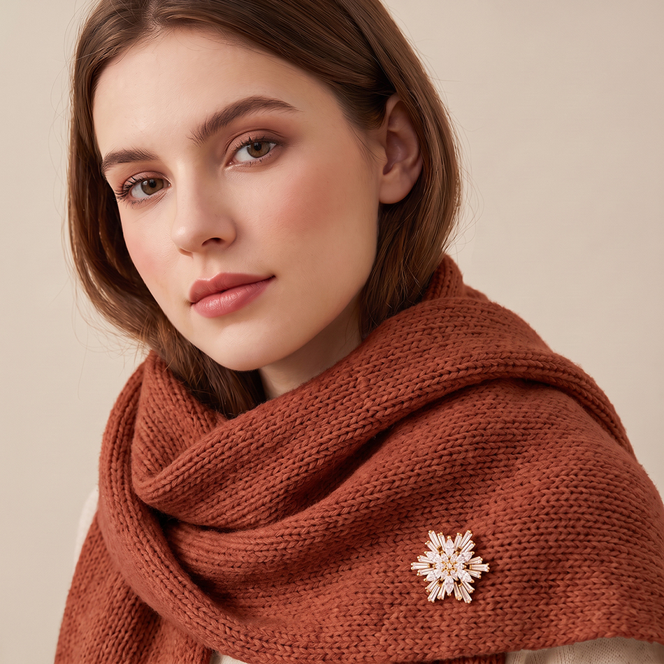 Брошь Fiore Luna Рождество золотая FBB02274-02 G