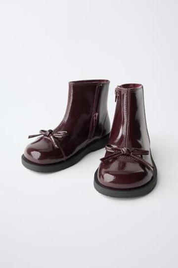 ZARA ЛАКИРОВАННЫЕ БОТИНКИ С БАНТОМ, БОРДОВО-КРАНСЫЙ