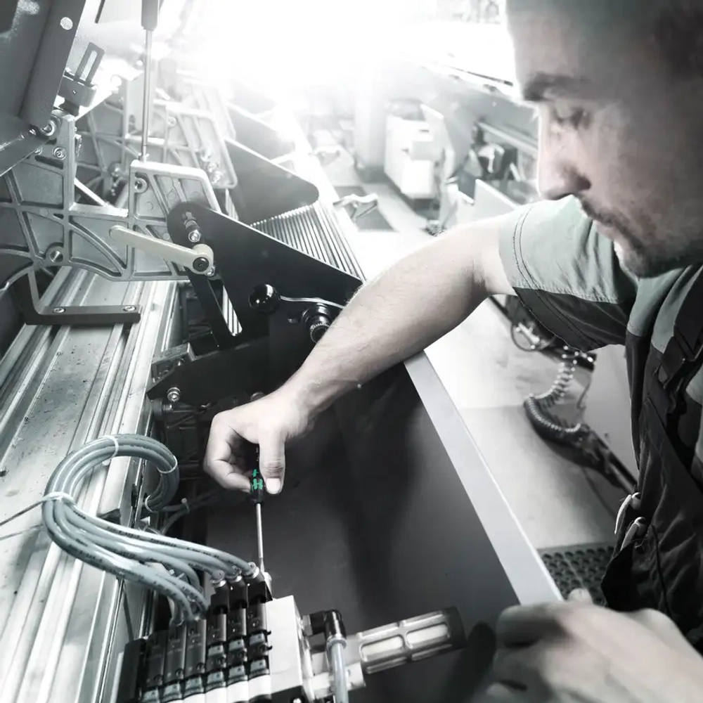 Набор отверток Kraftform micro для электронщиков + стойка 2035/6 WERA 05118150001