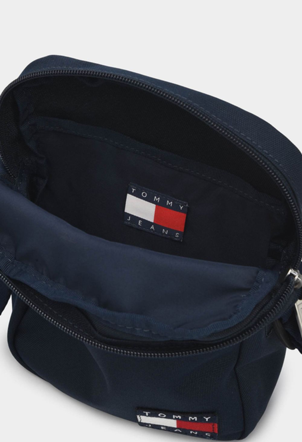 Сумка TOMMY JEANS TJM ESS DAILY REPORTER
