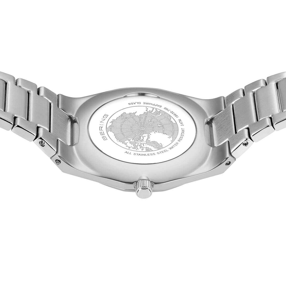 Женские наручные часы Bering 19632-700