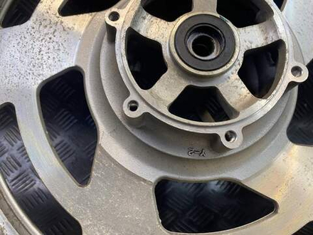 Колесо переднее Yamaha V-Max 1200 ACA 056438
