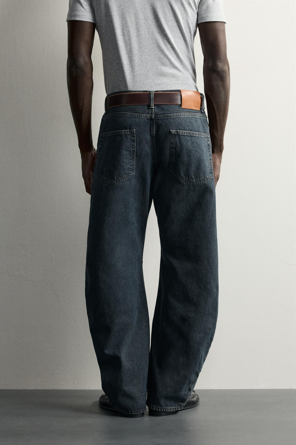 ДЖИНСЫ STRAIGHT BARREL — ZARA