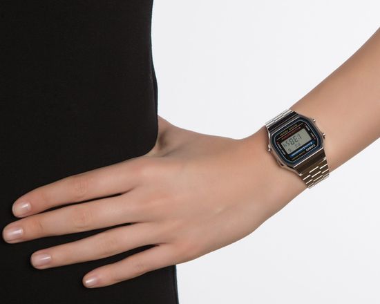 Электронные наручные часы Casio A168WA-1WDF